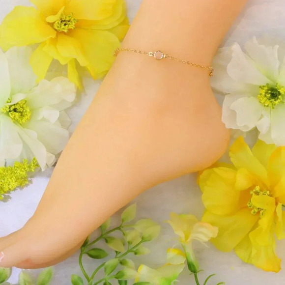 Minimalist Anklet, Sleek & Modern Design, Women’s Fashion, YC110312-A - Picture 3 of 10